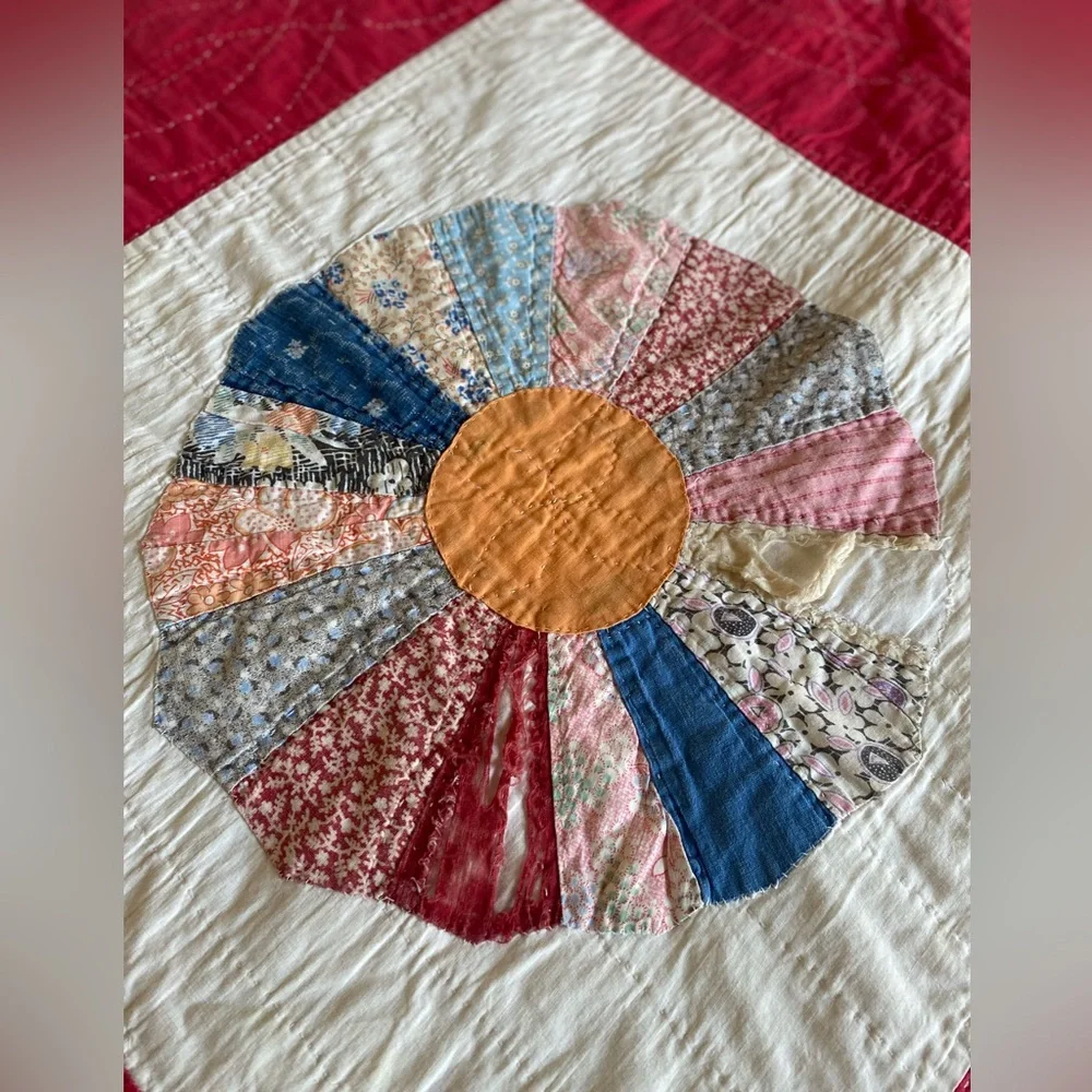 Vintage Dresden Plate Quilt Red & Beautiful 101”/95” well stitched❗️❗️